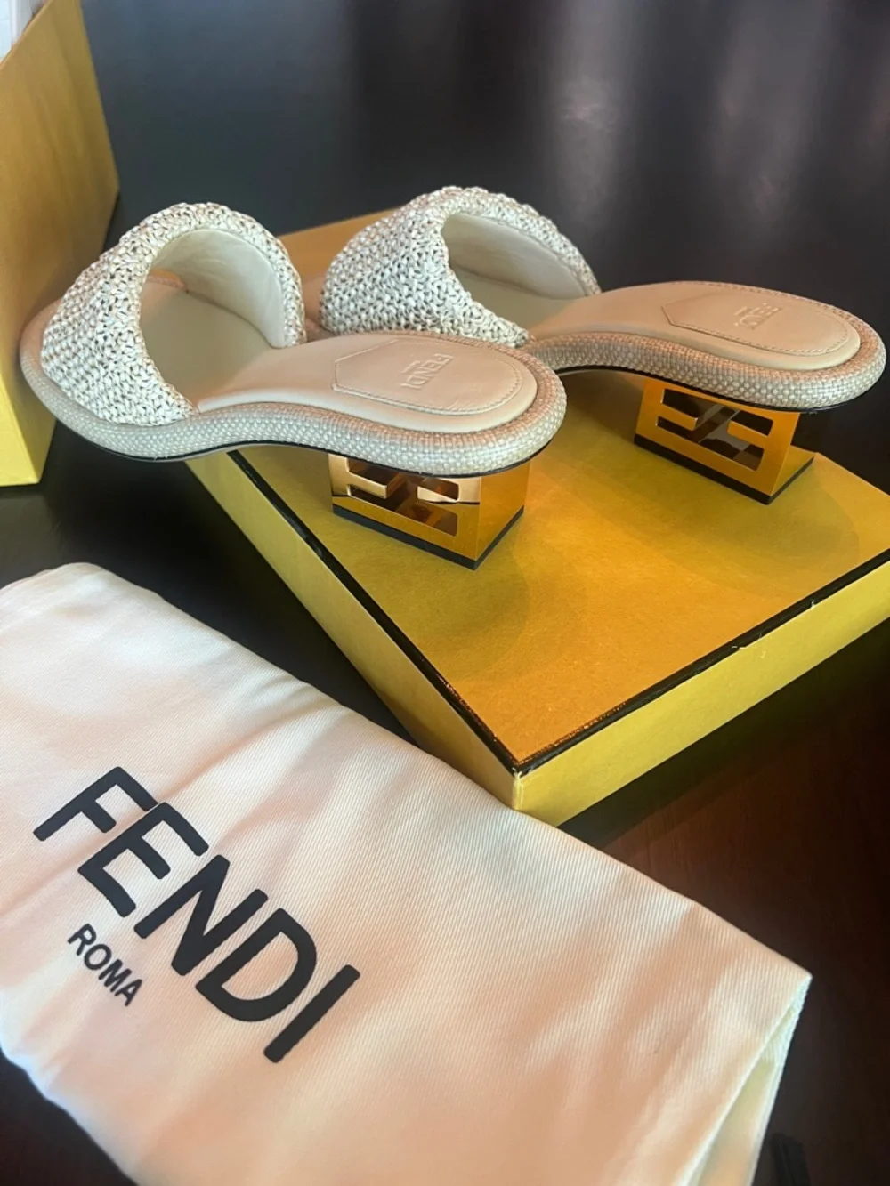 FENDI Rafia slide sandal - paglia - Picture 5 of 9